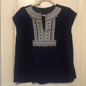 Madewell navy light weight tunic with white detail